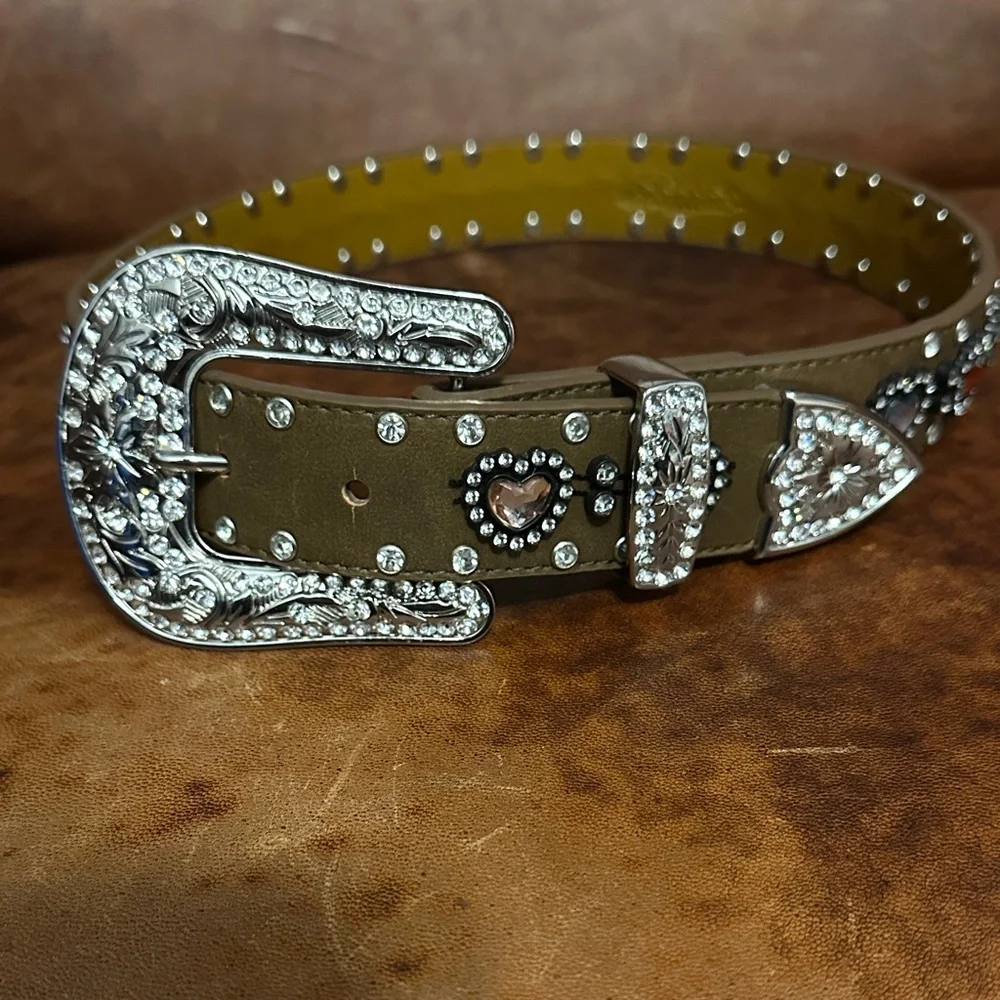 Nocona Girls 22” Belt with Rhinestone Hearts and Embellished Buckle